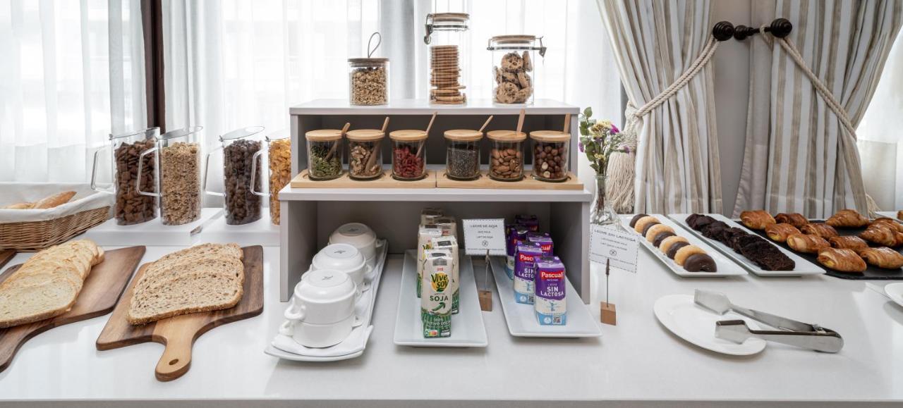 Hotel Villa Virginia Sabiñánigo Zewnętrze zdjęcie